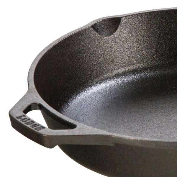 Lodge 10.25 in. Cast Iron Skillet in Black with Pour Spout