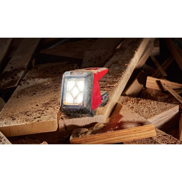 Milwaukee M12 12-Volt Lithium-Ion Cordless 1000-Lumen Rover LED Compact Flood Light with  M12 2.0Ah Battery